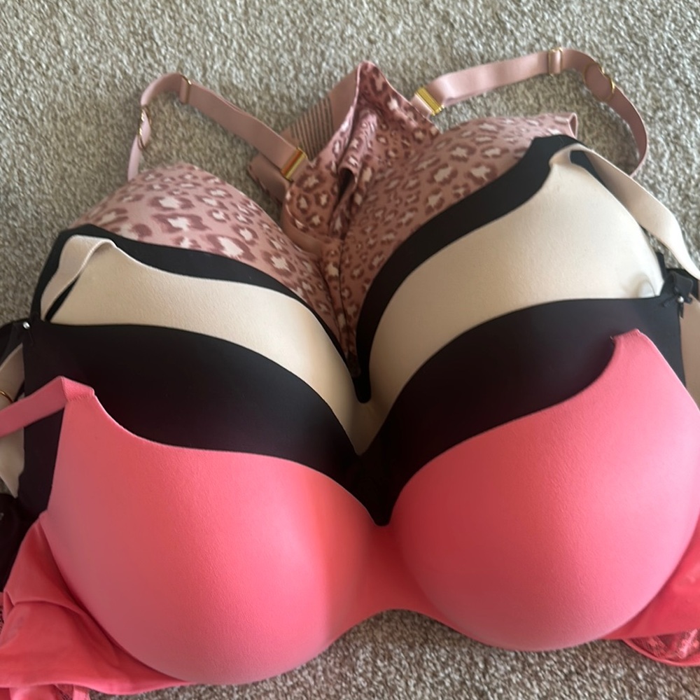 Stylish Pink and Black Women's Bra